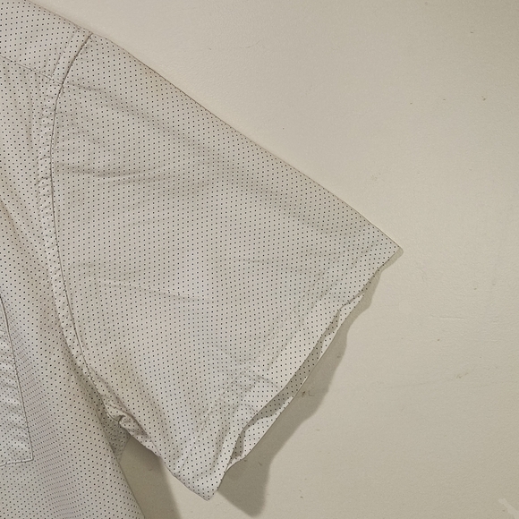 Demin & Flower Men's Medium White Button Down Shirt - Picture 5 of 11